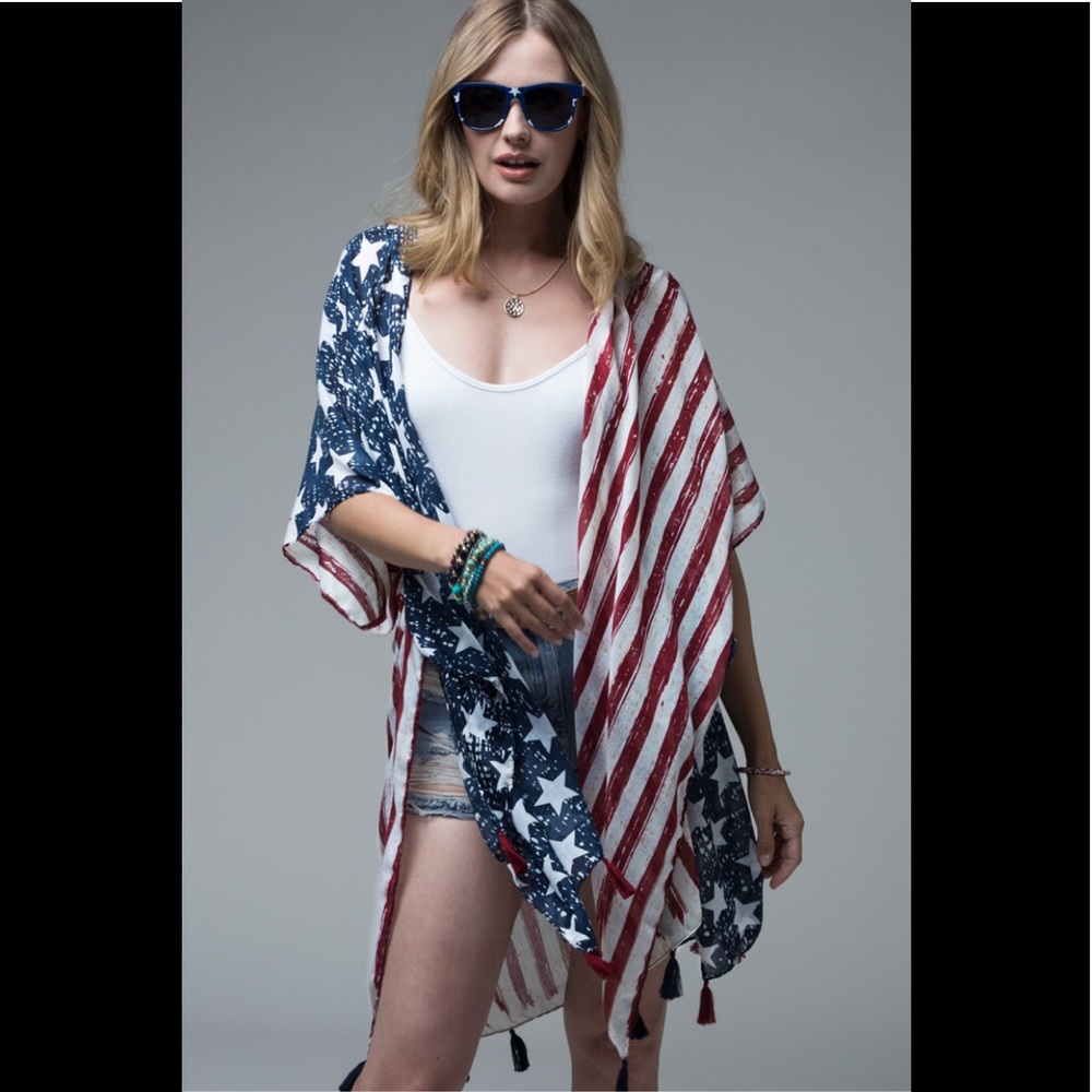 American Flag Red/White/Blue Kimono - Picture 15 of 17